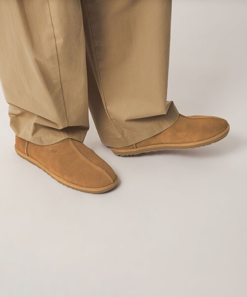 UGG(アグ)の「【WEB限定】<UGG>タスマン デコンストラクテッド(スリッポン・レディース・ベージュ/ブラウン系・6/8/5/7)」の2枚目の写真