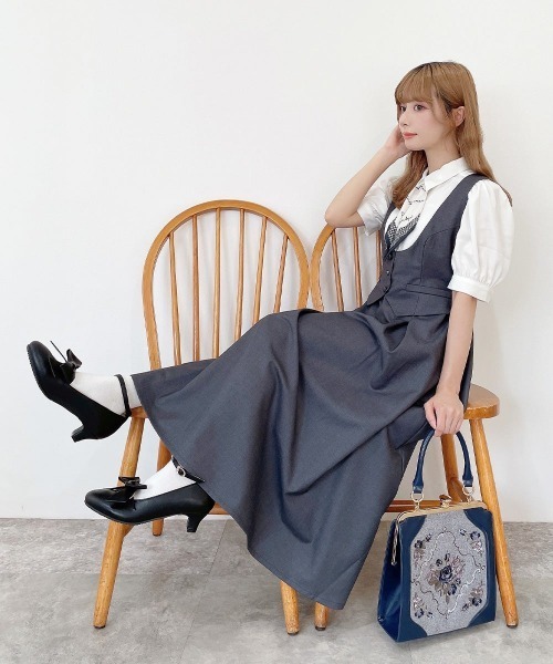 an another angelus(アンアナザーアンジェラス)の「レイヤード風ジレワンピース/fint フィント(ワンピース・レディース・ブラック/グレー・FREE)」の1枚目の写真