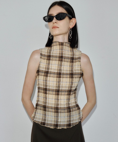 JOSE MOON(ジョゼムーン)の「SHEER PLEATED BLOUSE(シャツ/ブラウス・レディース・ボルドー/ブラウン/レッド・FREE)」の2枚目の写真