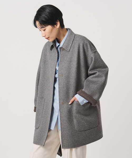 UNITED ARROWS(ユナイテッドアローズ)の「バイカラー リバー ステンカラー コート(ステンカラーコート・レディース・その他1/オフホワイト/ネイビー・36/38)」の5枚目の写真