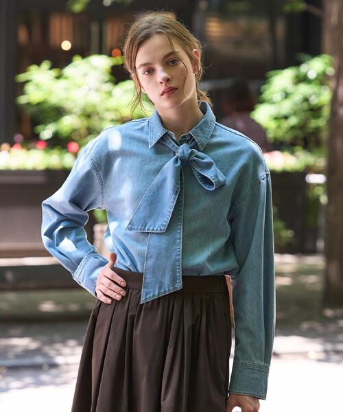 DRESSTERIOR(ドレステリア)の「【取り外し可能】2WAY ボウタイデニムシャツ(シャツ/ブラウス・レディース・ブルー系その他/ブルー・38/36)」の5枚目の写真