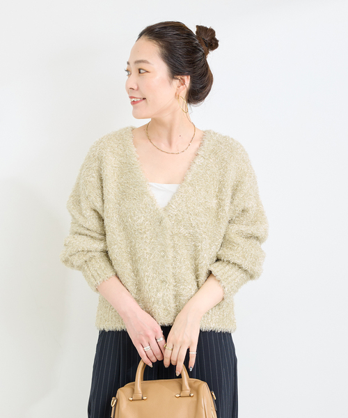 B.C STOCK（ベーセーストック）の「手洗い可 / ラメフェザーニット（カーディガン/ボレロ・レディース・ベージュ/ブラック・FREE）」の13枚目の写真
