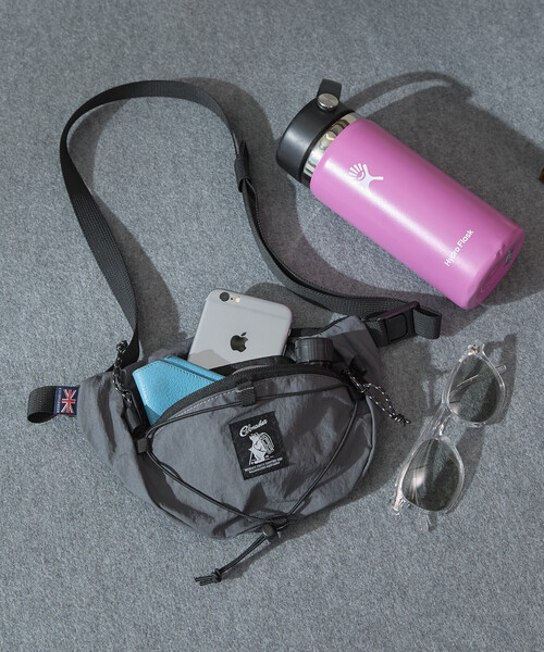 COBMASTER(コブマスター)の「Cobmaster/コブマスター 別注BLOOM WAIST BAG(ボディバッグ/ウエストポーチ・レディース・グレー/ブラック/ホワイト・ONE SIZE)」の10枚目の写真