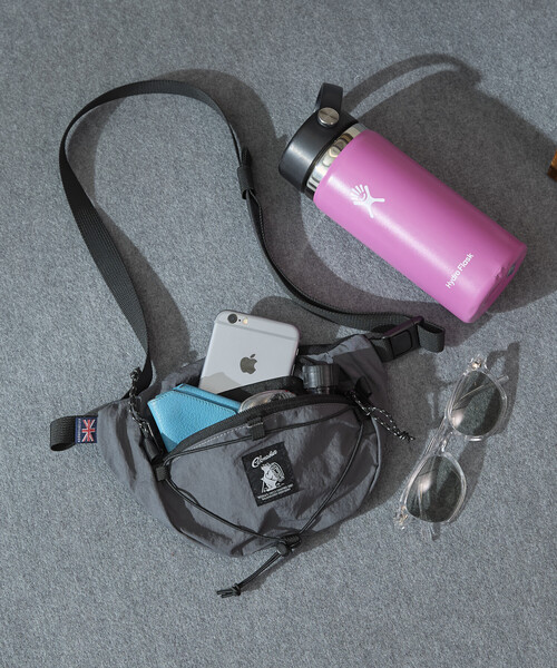 COBMASTER(コブマスター)の「Cobmaster/コブマスター 別注BLOOM WAIST BAG(ボディバッグ/ウエストポーチ・レディース・グレー/ブラック/ホワイト・ONE SIZE)」の11枚目の写真