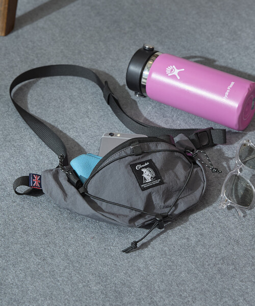 COBMASTER(コブマスター)の「Cobmaster/コブマスター 別注BLOOM WAIST BAG(ボディバッグ/ウエストポーチ・レディース・グレー/ブラック/ホワイト・ONE SIZE)」の12枚目の写真