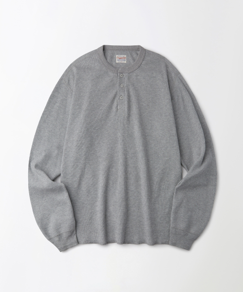 OUTSTANDING(アウトスタンディング)の「THERMAL VINTAGE HENLEY NECK LONG SLEEVE TEE_8%MELANGE GRAY(Tシャツ/カットソー・メンズ・その他・X-LARGE/LARGE/MEDIUM)」の1枚目の写真