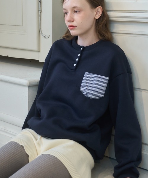 Birthday room(バースデイルーム)の「フラワーボタンヘンリーネックスウェット/Floral Button Henley Sweatshirt(スウェット・レディース・グレー/ネイビー・FREE)」の19枚目の写真