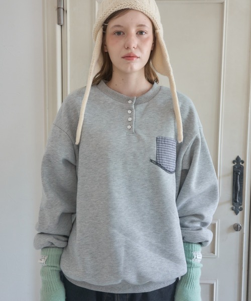 Birthday room(バースデイルーム)の「フラワーボタンヘンリーネックスウェット/Floral Button Henley Sweatshirt(スウェット・レディース・グレー/ネイビー・FREE)」の10枚目の写真