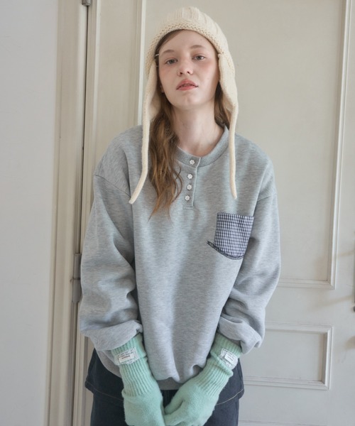 Birthday room(バースデイルーム)の「フラワーボタンヘンリーネックスウェット/Floral Button Henley Sweatshirt(スウェット・レディース・グレー/ネイビー・FREE)」の13枚目の写真