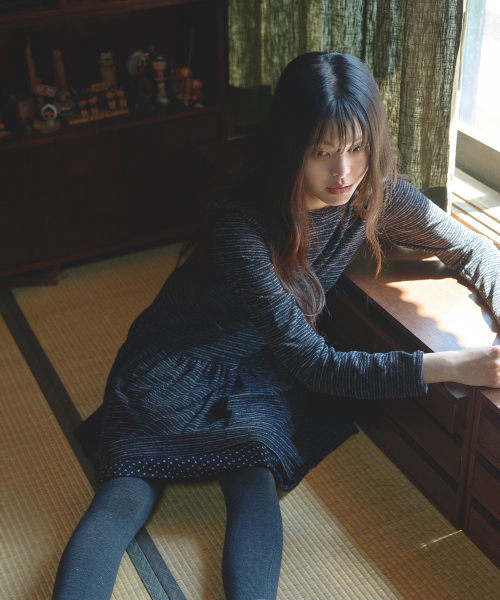 MIHEV(ミヘブ)の「ニットフローラルレイヤードワンピース ブラック(ワンピース・レディース・その他・FREE)」の7枚目の写真