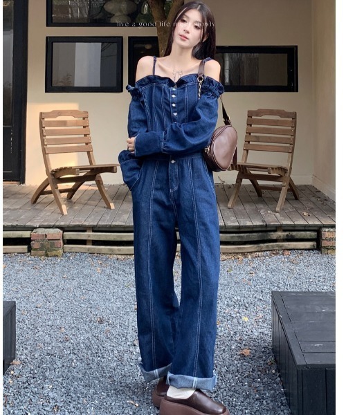 FAVORITO(ファヴォリート)の「オフショルダーオールインワン(つなぎ/オールインワン・レディース・ブルー・S/M/L/XL)」の6枚目の写真