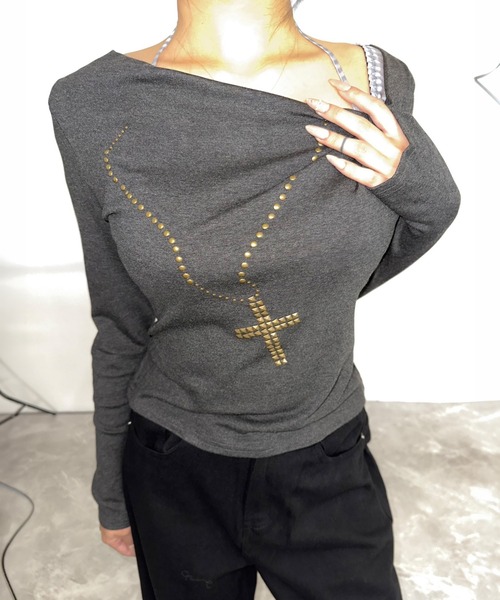 FOLLOWIN(フォロウィン)の「クロススタッズドレープトップス×ワンショルダータンクトップ 2点セット(Tシャツ/カットソー・レディース・チャコールグレー/ベージュ・FREE)」の6枚目の写真