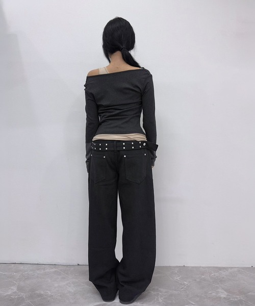 FOLLOWIN(フォロウィン)の「クロススタッズドレープトップス×ワンショルダータンクトップ 2点セット(Tシャツ/カットソー・レディース・チャコールグレー/ベージュ・FREE)」の11枚目の写真