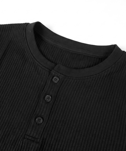 AFRESH（アフレッシュ）の「バーティカルヘンリーネックマッスルフィットショートスリーブ_3color（Tシャツ/カットソー・メンズ・ブラウン/ブラック/チャコール・LARGE/MEDIUM/X-LARGE/XX-LARGE）」の8枚目の写真