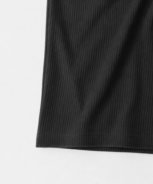 AFRESH（アフレッシュ）の「バーティカルヘンリーネックマッスルフィットショートスリーブ_3color（Tシャツ/カットソー・メンズ・ブラウン/ブラック/チャコール・LARGE/MEDIUM/X-LARGE/XX-LARGE）」の10枚目の写真