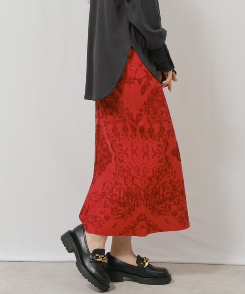 palm RICHE（ポームリシュ）の「膨れジャガードSK（スカート・レディース・レッド/チャコールグレー/アイボリー・M）」の19枚目の写真