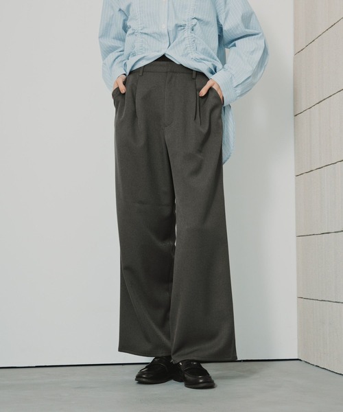 LEPSIM(レプシィム)の「ワイドストレートパンツ 1047007(その他パンツ・レディース・ブラック/チャコールグレー/ブラウン系その他・FREE)」の10枚目の写真