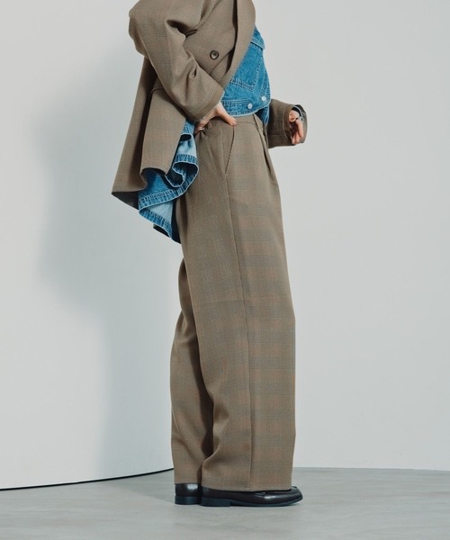 LEPSIM(レプシィム)の「ワイドストレートパンツ 1047007(その他パンツ・レディース・ブラック/チャコールグレー/ブラウン系その他・FREE)」の17枚目の写真
