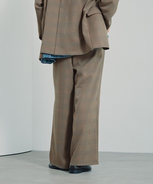 LEPSIM(レプシィム)の「ワイドストレートパンツ 1047007(その他パンツ・レディース・ブラック/チャコールグレー/ブラウン系その他・FREE)」の18枚目の写真