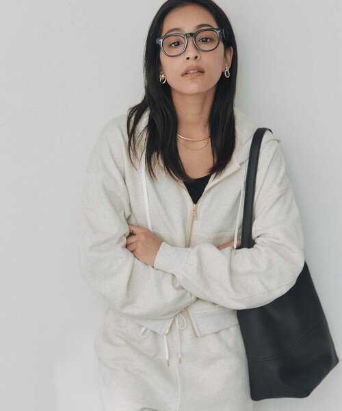RIVE DROITE(リヴドロワ)の「【セットアップ対応可】カーブスリーブZIPフーディ(秋服/冬服)(パーカー・レディース・グレー/ホワイト系その他・FREE)」の5枚目の写真