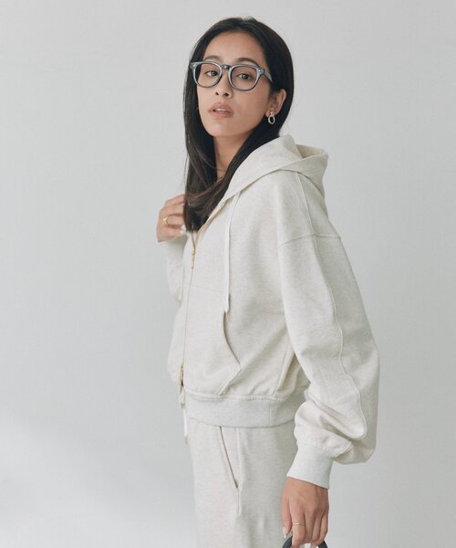 RIVE DROITE(リヴドロワ)の「【セットアップ対応可】カーブスリーブZIPフーディ(秋服/冬服)(パーカー・レディース・グレー/ホワイト系その他・FREE)」の7枚目の写真