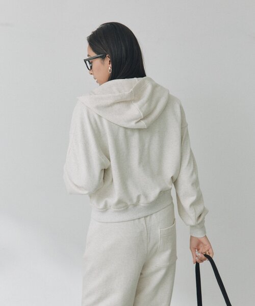RIVE DROITE(リヴドロワ)の「【セットアップ対応可】カーブスリーブZIPフーディ(秋服/冬服)(パーカー・レディース・グレー/ホワイト系その他・FREE)」の8枚目の写真