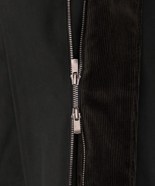 IRENISA(イレニサ)の「【irenisa/イレニサ】別注STAND COLLAR ZIP BLOUSON(ブルゾン・メンズ・ベージュ/ダークグレー・3/2)」の8枚目の写真