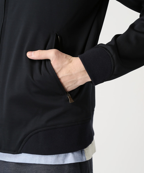 Paul Smith COLLECTION(ポールスミスコレクション)の「COTTON JERSEY MA-1 BLOUSON【164170 6462】(MA-1・メンズ・ネイビー/ブラック・MEDIUM/LARGE/X-LARGE/SMALL)」の8枚目の写真