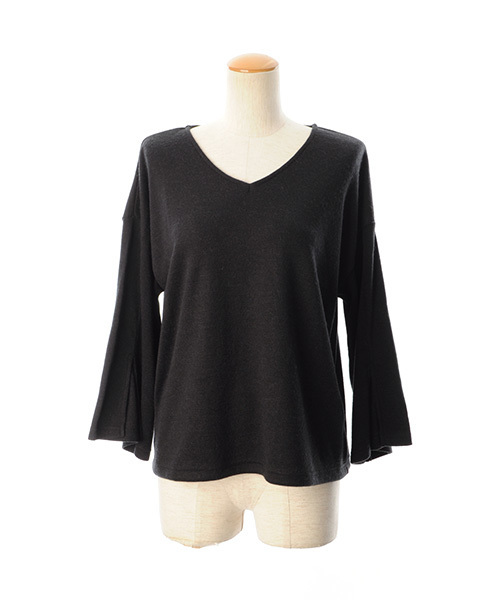 Luz Llena (philter)（ラズレナ　フィルター）の「[made in Japan][ウール混]スリットスリーブ・ニットソートップス（Tシャツ/カットソー・レディース・ブラック/カーキ/レンガ・MEDIUM）」の7枚目の写真