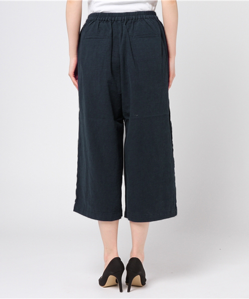 LBC（エルビーシー）の「綿麻楊柳ラインパンツ         （その他パンツ・レディース・ネイビー/ベージュ・LARGE/MEDIUM）」の9枚目の写真