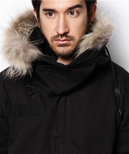 Lui's（ルイス）の「ファーﾓｯｽﾞｺｰﾄ（モッズコート・メンズ・ブラック/カーキ・SMALL/LARGE/MEDIUM）」の9枚目の写真