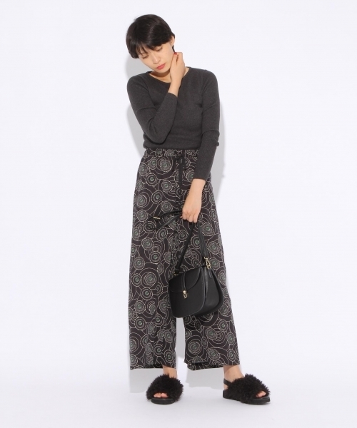 niko and...（ニコアンド）の「トライバルプリントパンツ【niko and ...】（その他パンツ・レディース・レッド/ブラック/マスタード・3/4）」の4枚目の写真