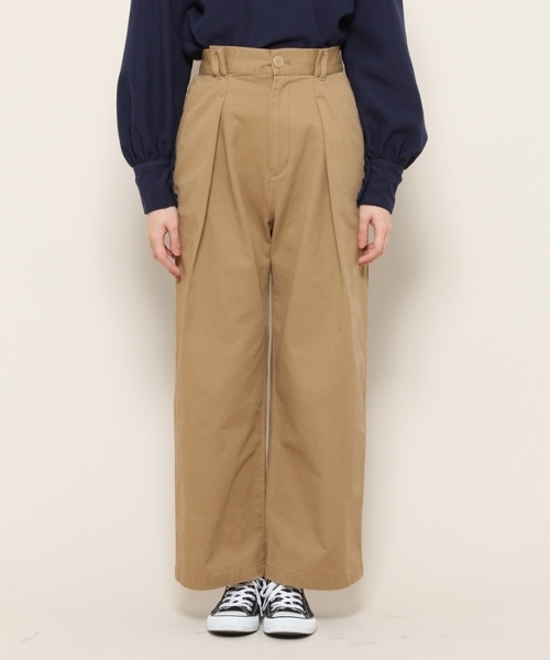 PAGEBOY(ページボーイ)の「チノワイドパンツ(チノパンツ・レディース・ベージュ/カーキ/マスタード・SMALL/MEDIUM)」の15枚目の写真