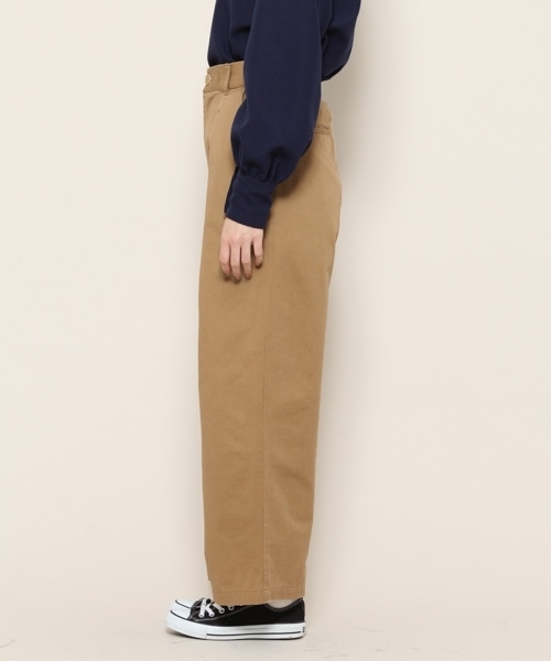 PAGEBOY(ページボーイ)の「チノワイドパンツ(チノパンツ・レディース・ベージュ/カーキ/マスタード・SMALL/MEDIUM)」の16枚目の写真
