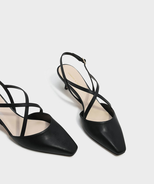CHARLES & KEITH(チャールズ & キース)の「クリスクロススリングバックヒール / CRISS CROSS SLING BACK HEELS(パンプス・レディース・ブラック/レッド/アイボリー・22.5cm/23.5cm/23cm/24.5cm/25cm)」の7枚目の写真