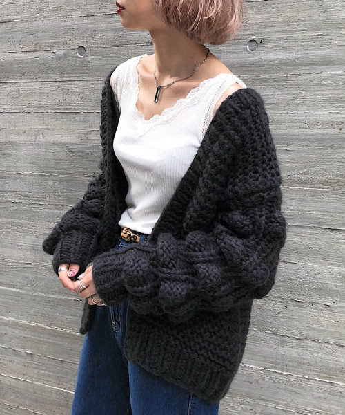 PAGEBOY（ページボーイ）の「ハンドニットエッグカーディガン（カーディガン/ボレロ・レディース・オフホワイト/チャコールグレー/ラベンダー・FREE）」の7枚目の写真