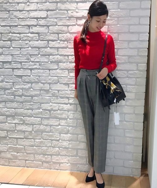 YECCA VECCA（イェッカヴェッカ）の「・ベルト×タックチェック柄パンツ（その他パンツ・レディース・ブラウン/グレー・FREE）」の2枚目の写真