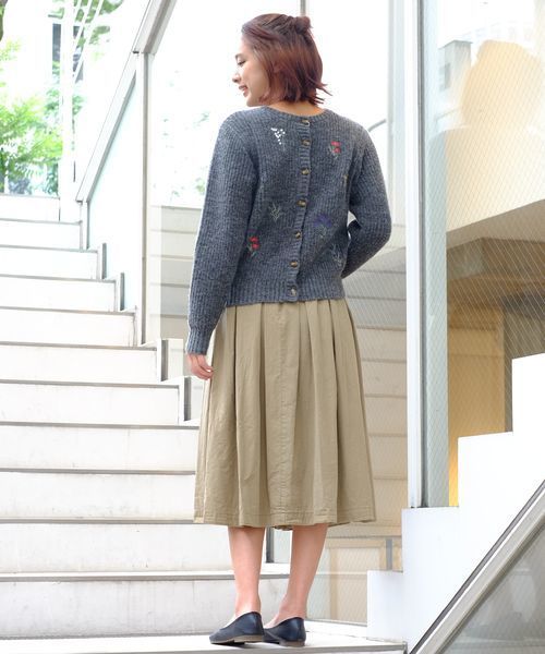 sabstreet my standard（サブストリートマイスタンダード）の「フラワー刺繍2WAYニット（ニット/セーター・レディース・チャコールグレー/ブラウン/グレー・9号/15号/19号）」の15枚目の写真