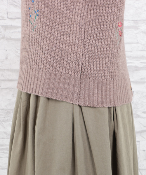 sabstreet my standard（サブストリートマイスタンダード）の「フラワー刺繍2WAYニット（ニット/セーター・レディース・チャコールグレー/ブラウン/グレー・9号/15号/19号）」の8枚目の写真