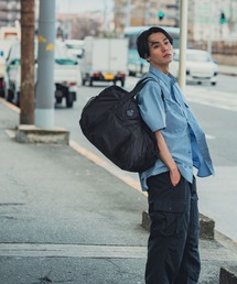 KiU（キウ）の「軽量パッカブルトラベルバッグ（30L）オンライン限定（ボストンバッグ）」