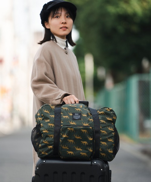 【セール】軽量パッカブルトラベルバッグ(30L)オンライン限定(ボストンバッグ)|KiU(キウ)