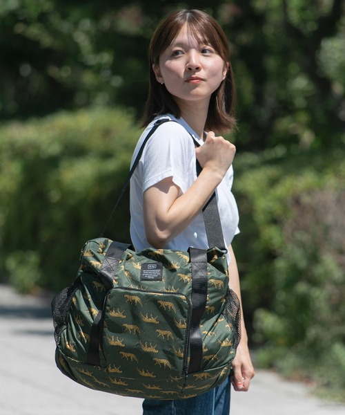 【セール】軽量パッカブルトラベルバッグ(30L)オンライン限定(ボストンバッグ)|KiU(キウ)