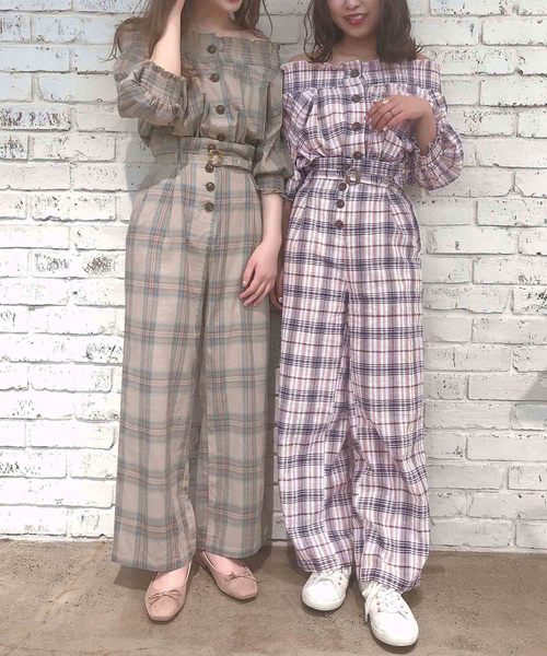 one after another NICE CLAUP(ワンアフターアナザーナイスクラップ)の「シャーリングオフショルブラウス(シャツ/ブラウス・レディース・オフホワイト/ベージュ系その他/ブルー系その他/ピンク系その他・FREE)」の9枚目の写真