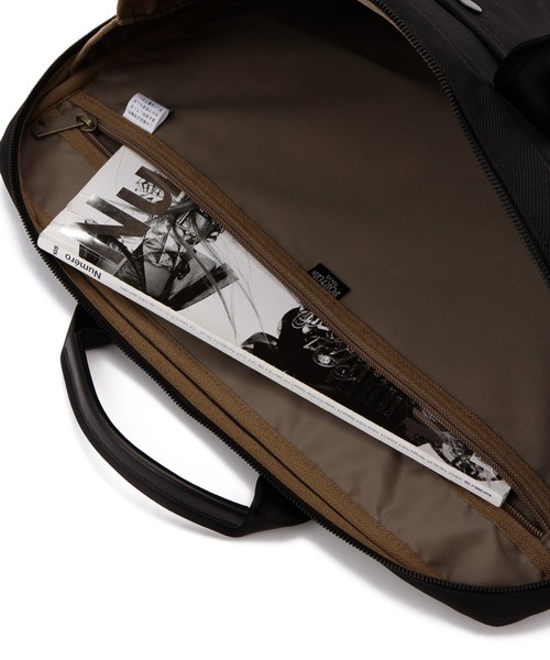 PORTER（ポーター）の「PORTER CENTRAL 2WAY BRIEF CASE <B印 YOSHIDA SELECT>（ビジネスバッグ・メンズ・ブラック/ブラウン/オリーブ・ONE SIZE）」の4枚目の写真