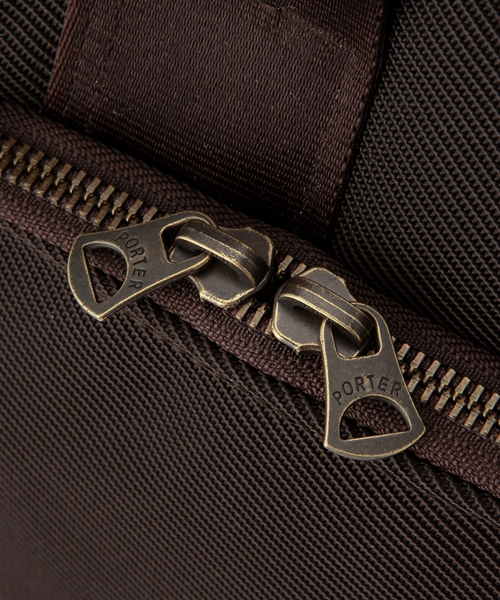 PORTER（ポーター）の「PORTER CENTRAL 2WAY BRIEF CASE <B印 YOSHIDA SELECT>（ビジネスバッグ・メンズ・ブラック/ブラウン/オリーブ・ONE SIZE）」の19枚目の写真
