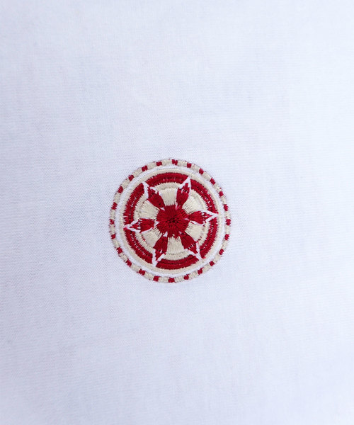 GARA(ガラ)の「GARA:GARA×blackmeans EMBROIDERLY T-SHIRT(Tシャツ/カットソー・メンズ・ホワイト/ブラック・MEDIUM/LARGE/X-LARGE/XX-LARGE)」の15枚目の写真