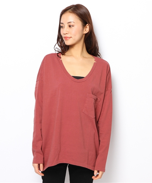 Ray BEAMS（レイビームス）の「△SKARGORN / ポケット付 ロングスリーブ 0053 CL（Tシャツ/カットソー・レディース・レッド系その他・ONE SIZE）」の2枚目の写真