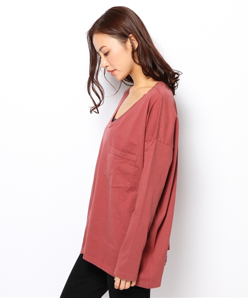 Ray BEAMS（レイビームス）の「△SKARGORN / ポケット付 ロングスリーブ 0053 CL（Tシャツ/カットソー・レディース・レッド系その他・ONE SIZE）」の3枚目の写真