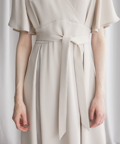 STUDIOUS(ステュディオス)の「【STUDIOUS】カシュクールプリーツコンビ2WAYワンピース(ワンピース・レディース・ブラック/ブラウン/ライトベージュ・FREE)」の8枚目の写真