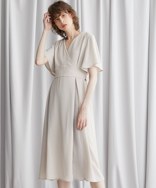 STUDIOUS(ステュディオス)の「【STUDIOUS】カシュクールプリーツコンビ2WAYワンピース(ワンピース・レディース・ブラック/ブラウン/ライトベージュ・FREE)」の12枚目の写真